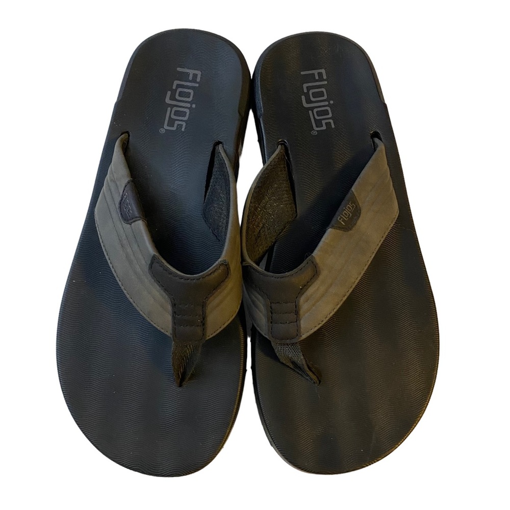 Flojos Men's Gray Black Flip Flops Sandals Size 9